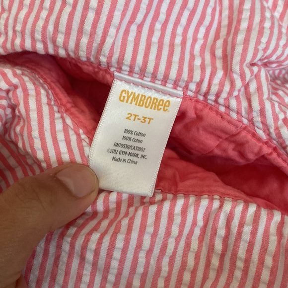 Little Me Rashguard & Bottoms with Gymboree hat - Picture 6 of 7